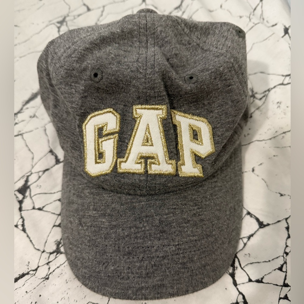 GAP CAP